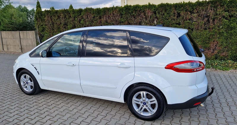 Ford S-Max cena 37900 przebieg: 239000, rok produkcji 2014 z Gniezno małe 211